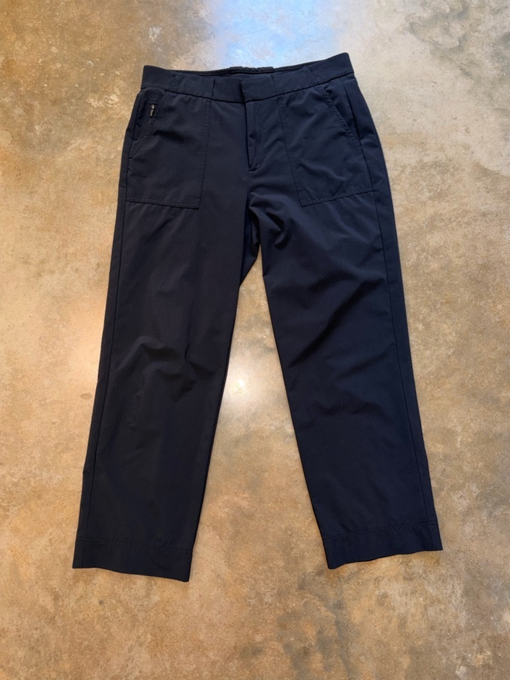 Athleta Black Stretch Travel Pants Straight Leg Ankle Size 6 NWT